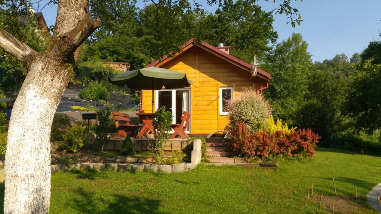 Domek W Bieszczadzkim Sadzie Bobrka Exterior photo